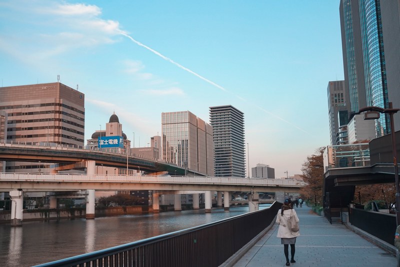 one afternoon stroll 4k