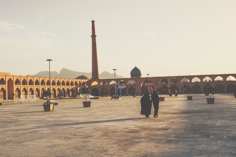 square in isfahan iran 4k