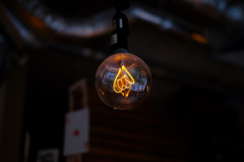 light bulb light bulb and vintage 4k