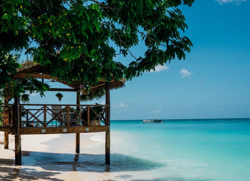 boat tropical rest and relax 4k