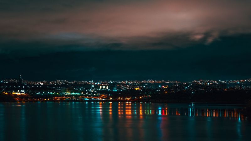 city, river, glow, night, 4k