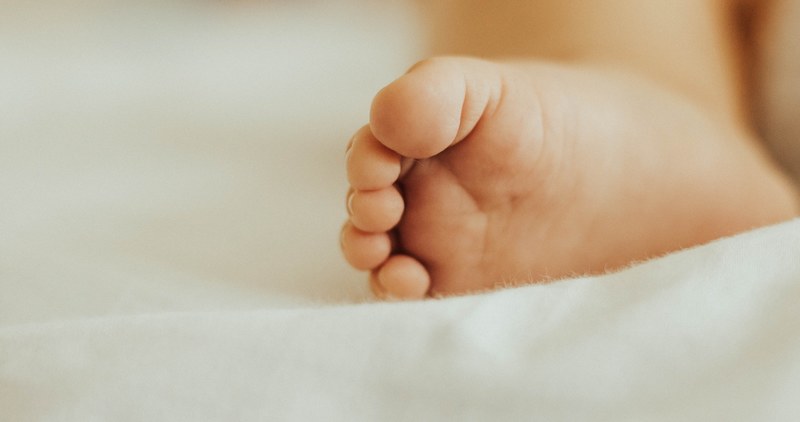 baby infant feet and foot 4k