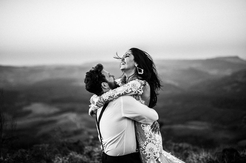 black and white embrace love and couple 4k