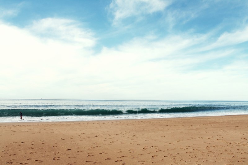 sand sky beach and wafe 4k