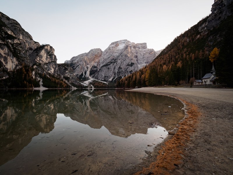 braies lake_ autumn 4k