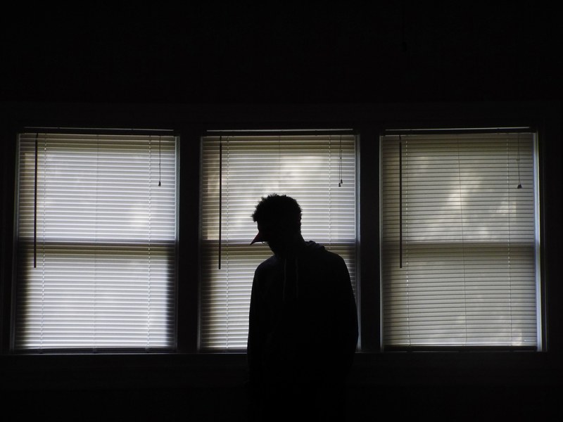 blind shadow window and eprson 4k