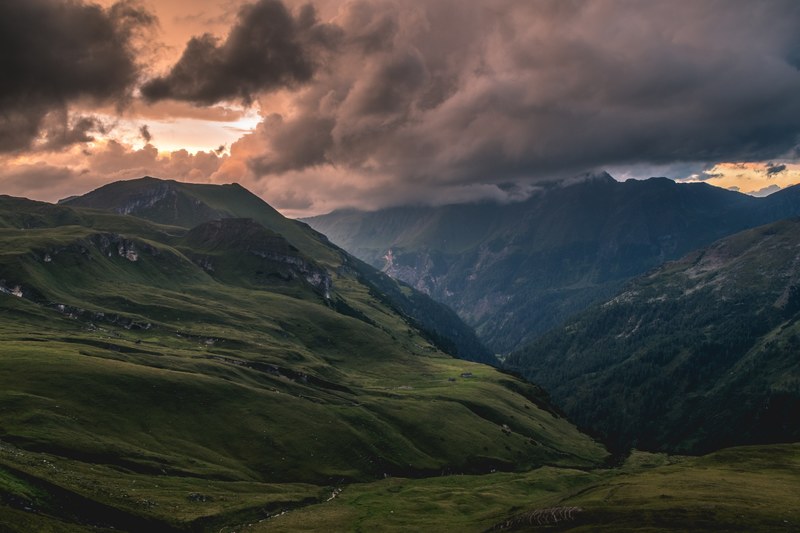 mountain hill valley and cloud 4k