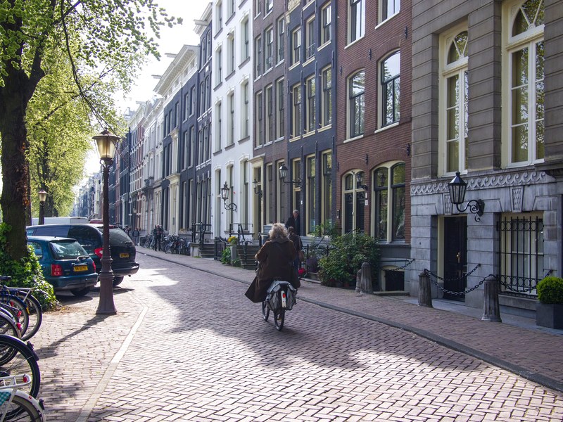 biking city tour tourism and walk 4k