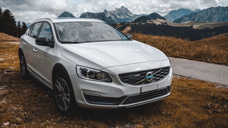 car, side view, modern, 4k