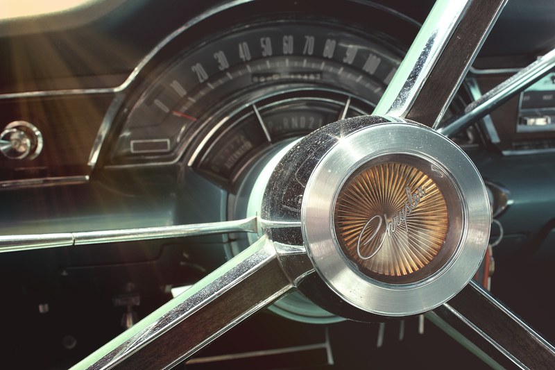 steering wheel retro vintage and dial 4k