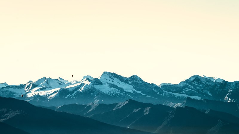 sky clear road trip and travel 4k