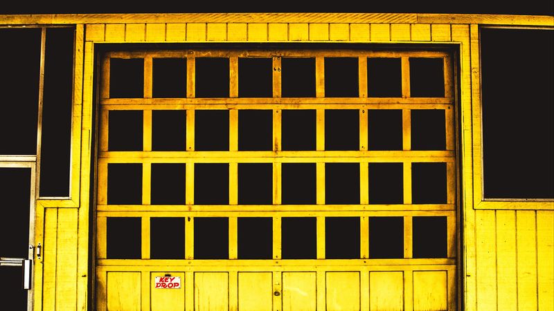 door, yellow, window, 4k