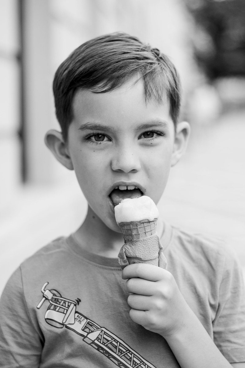 cream ice eating and kid hd, 4k