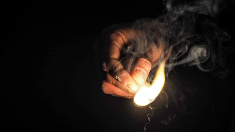 fire, hand, match, 4k