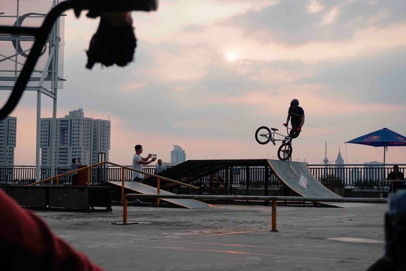 bmx cityscape urban and bike 4k