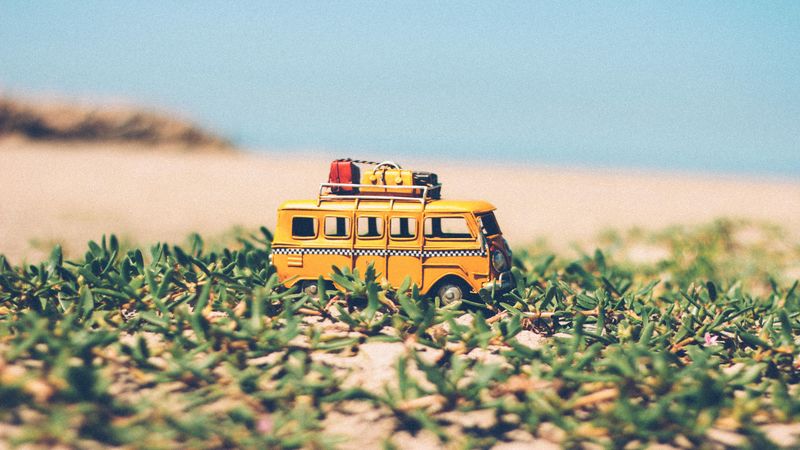 bus, toy, grass, 4k