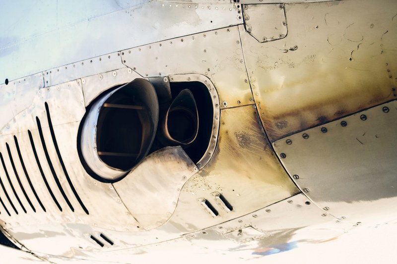las vega exhaust engine and airport 4k
