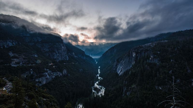 mountains, river, fog, overcast, 4k