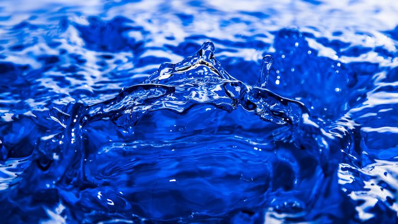 water, splash, spray, close-up, 4k