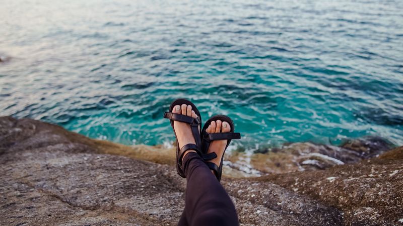 feet, sea, shore, 4k