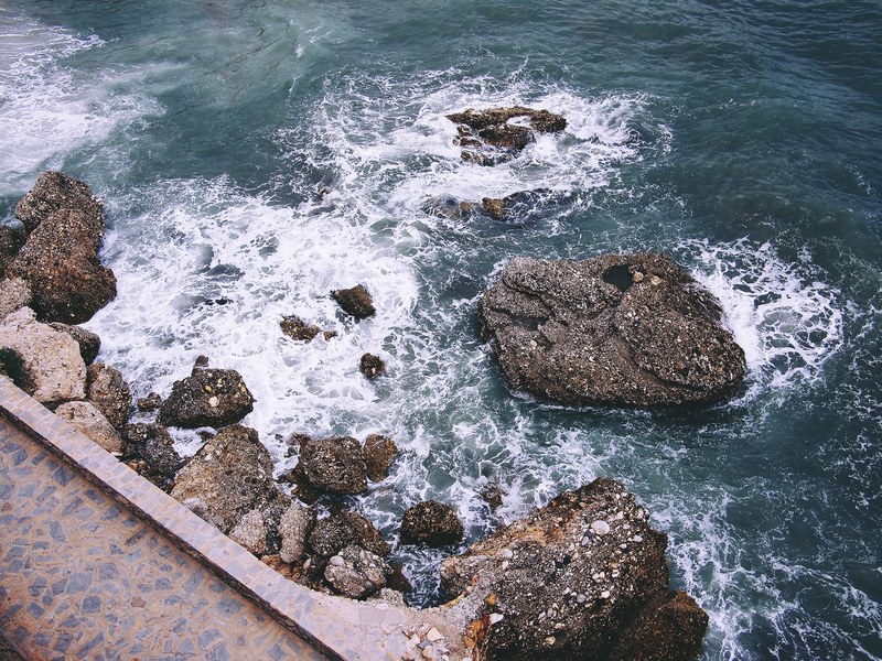sea ocean water and rock 4k