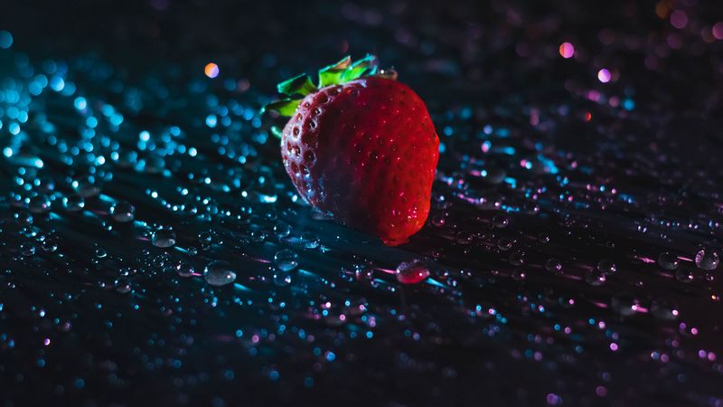 strawberry, drops, closeup, 4k
