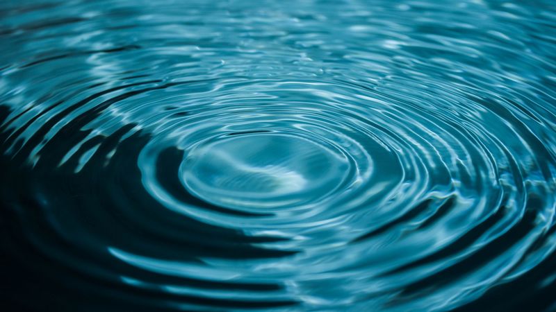 water, circles, close-up, 4k