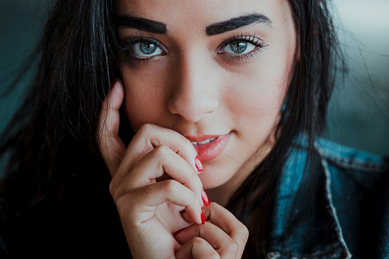 woman female portrait and model 4k