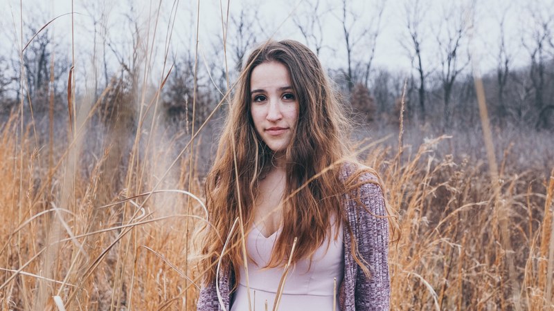 woman female sweater and jumper 4k