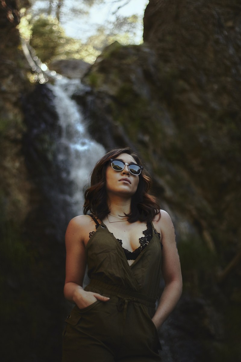 woman standing sunglasses and caucasian hd, 4k