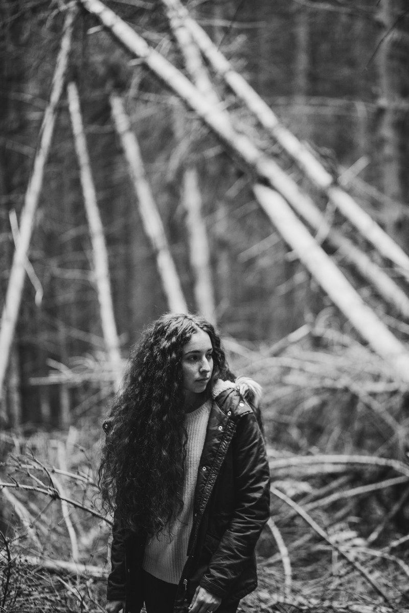 wandering girl forest and blackandwhite hd, 4k