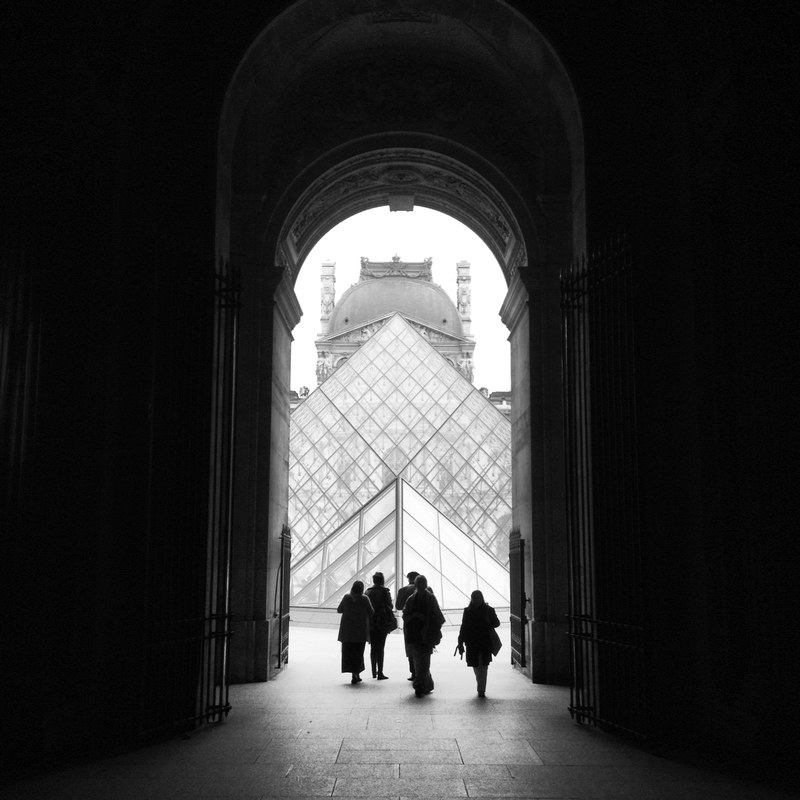 corridor urban cell and religiou 4k