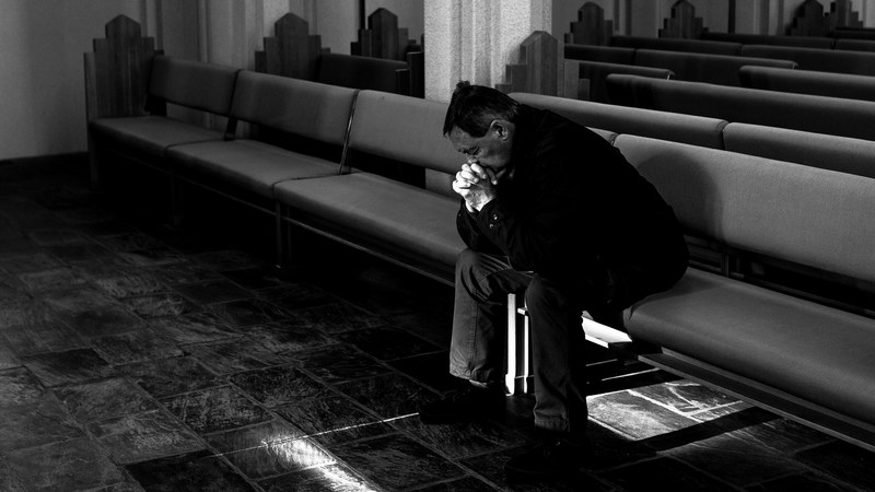 alone praying prayer and pray 4k
