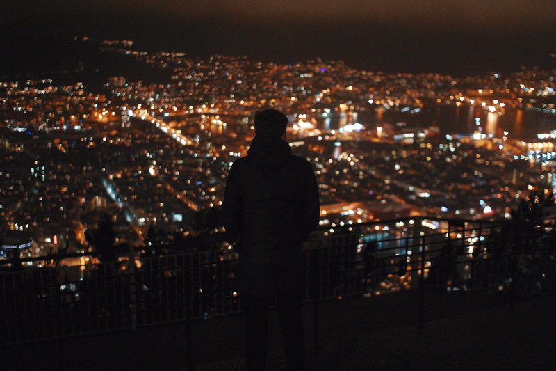 night viewpoint view and bergen 4k