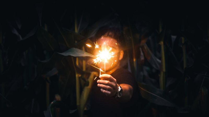bengali fire, hand, person, holiday, 4k