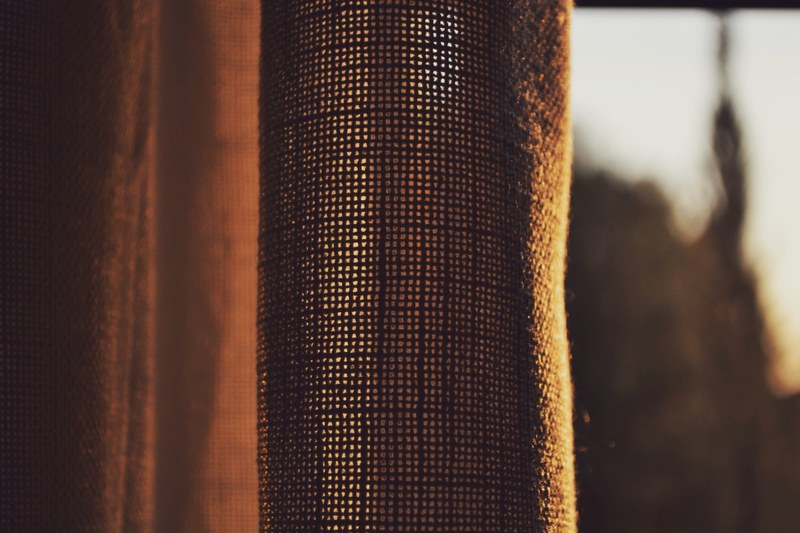 hiding sunset 4k