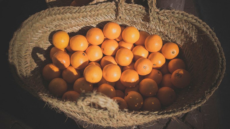basket of fresh oranges, orange basket 4k