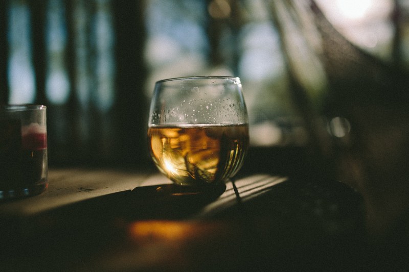 two glass cups of wine with shadow on a table in south dakota, glass cups of wine with shadow 4k