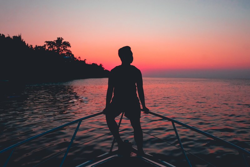 silhouette man silhouette sunset silhouette and man on boat 4k