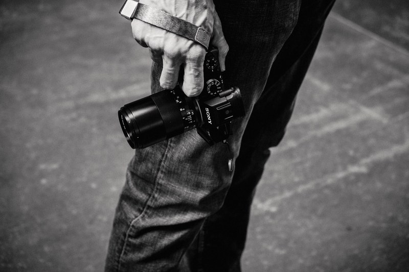 hand holding camera and man 4k