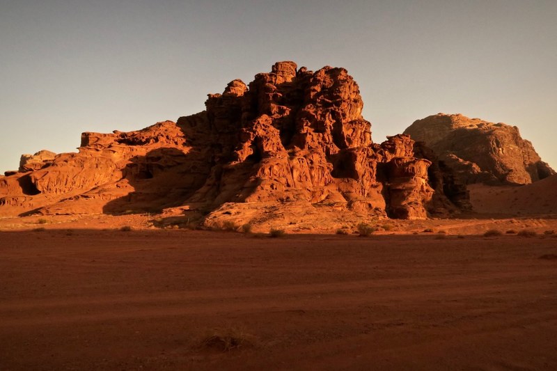 sand sunset mar and planet 4k