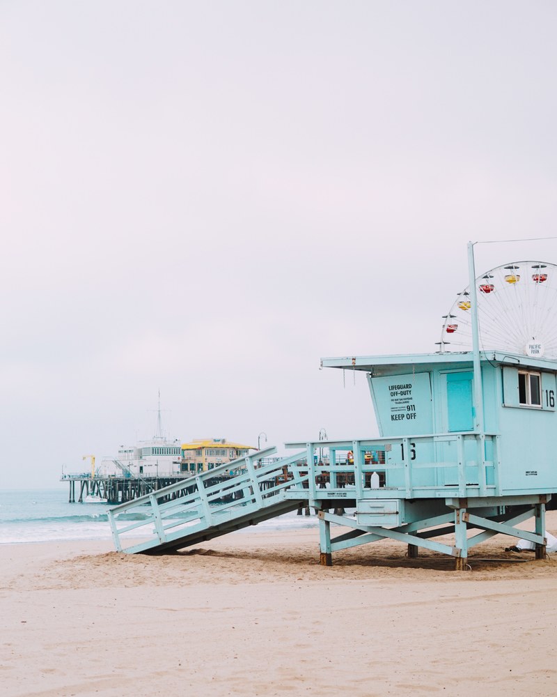 lifeguard post lifeguard hut ferris wheel and lifeguard hd, 4k
