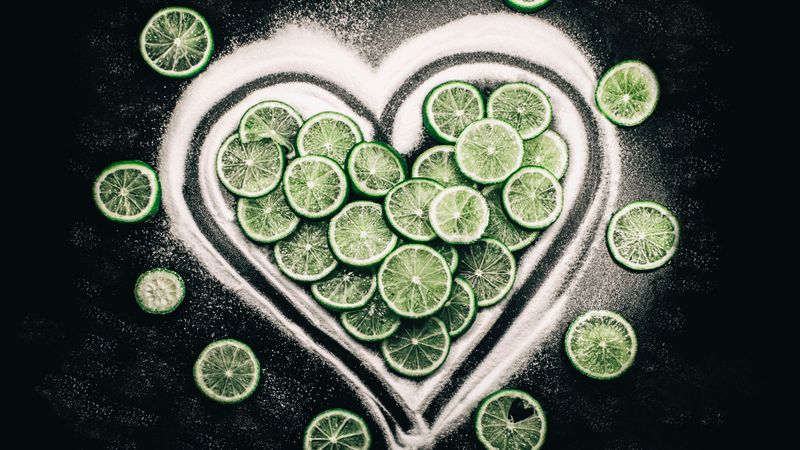 heart, limes, fruit, citrus, 4k