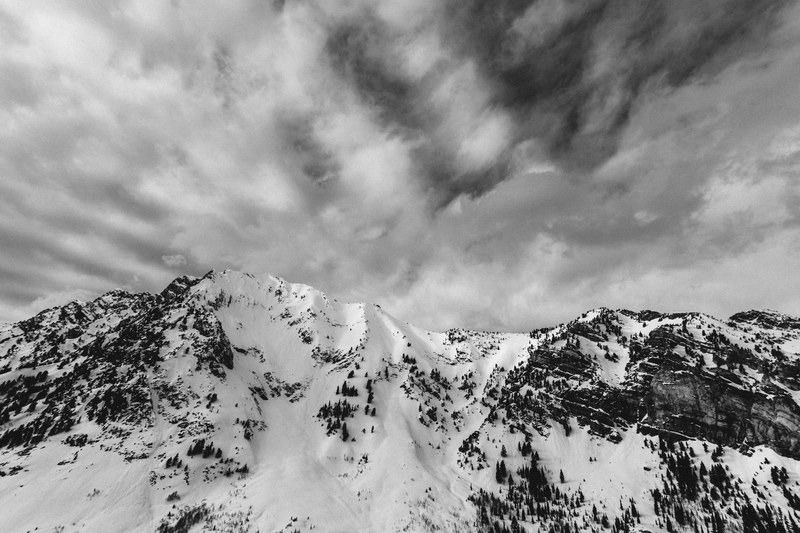 black and white shot of snow mountains and cloudy sky, monochrome snowy mountains 4k