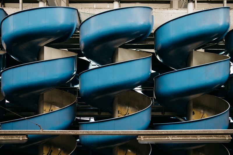 abandoned parcel sorting facility 4k