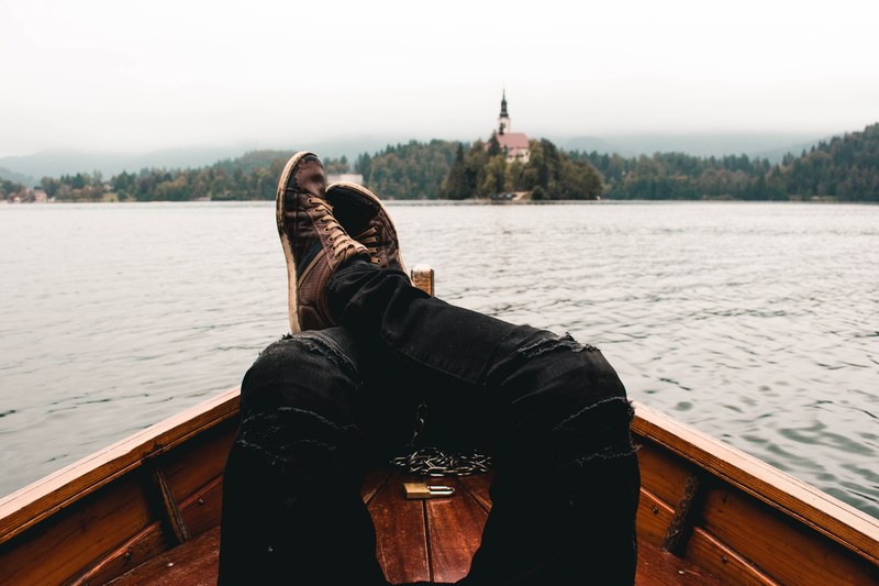 chill boat ride 4k