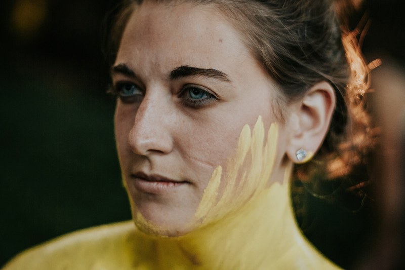 woman female caucasian and face 4k
