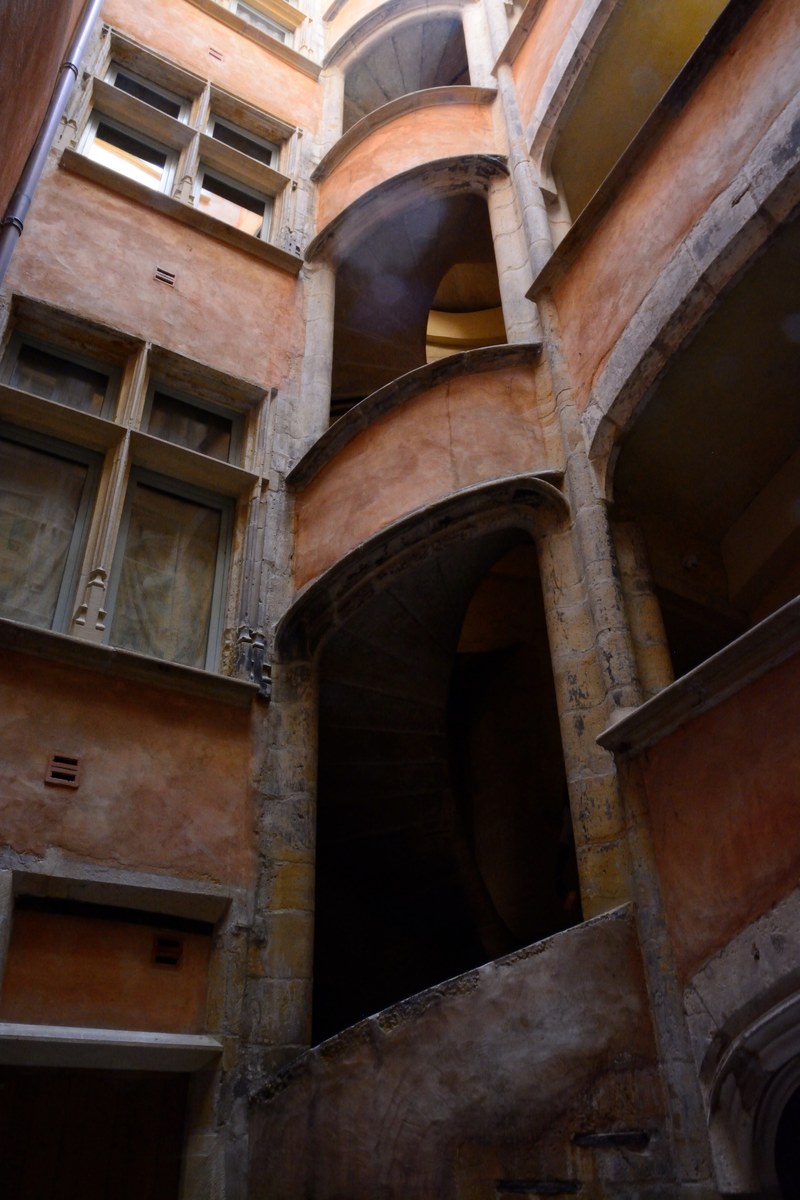 lyon renaissance and staircase hd, 4k