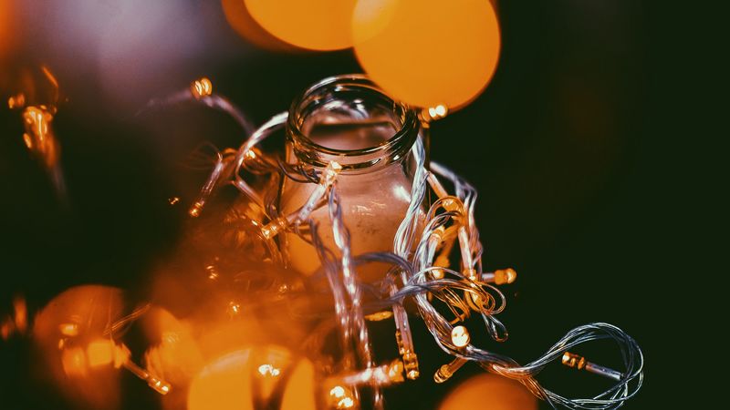 garland, bank, glare, 4k