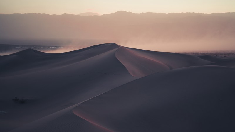 rolling desert dunes covered in fog in text, desert dunes 4k